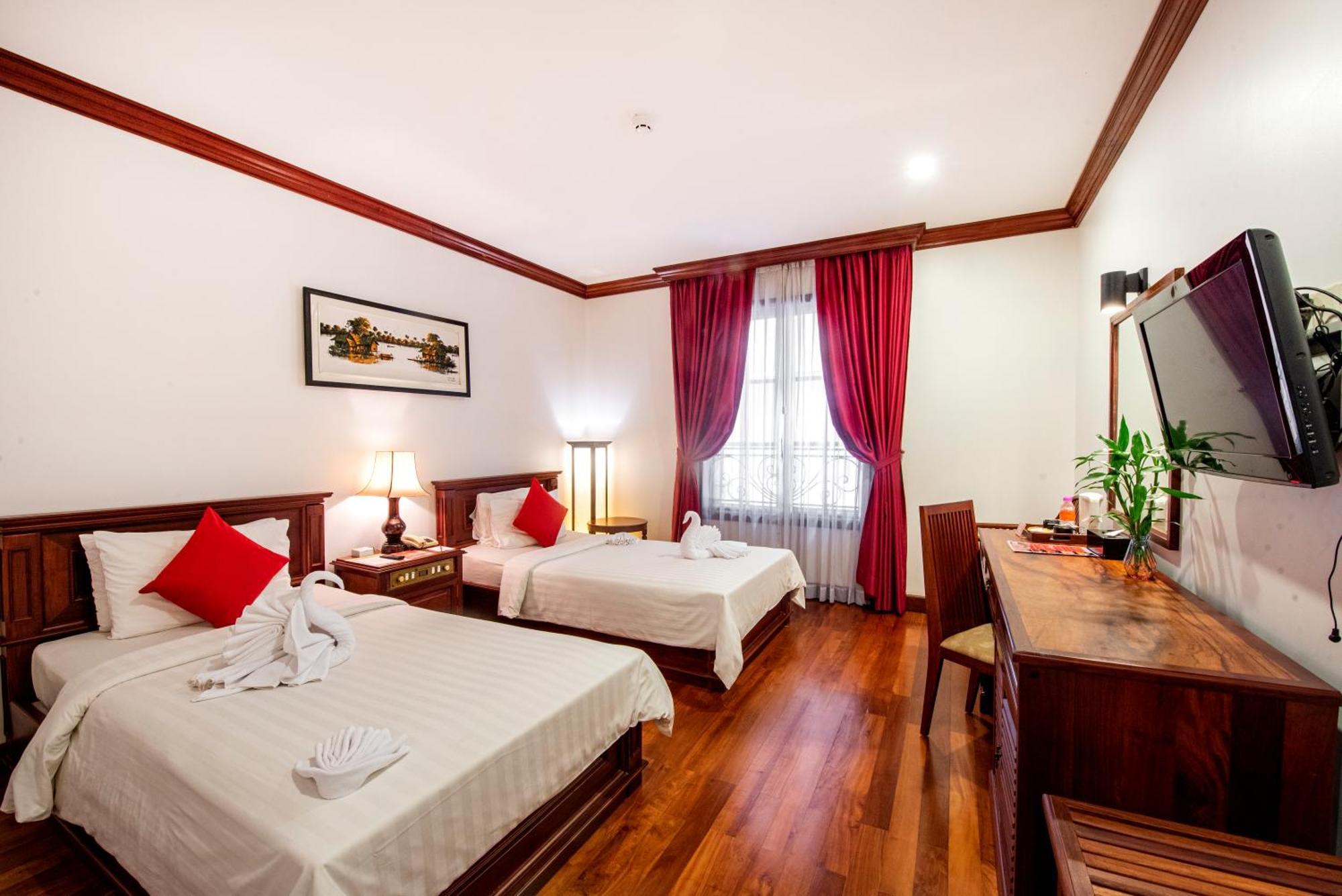 The Suite By Royal Crown Hotel Сиемрип Экстерьер фото