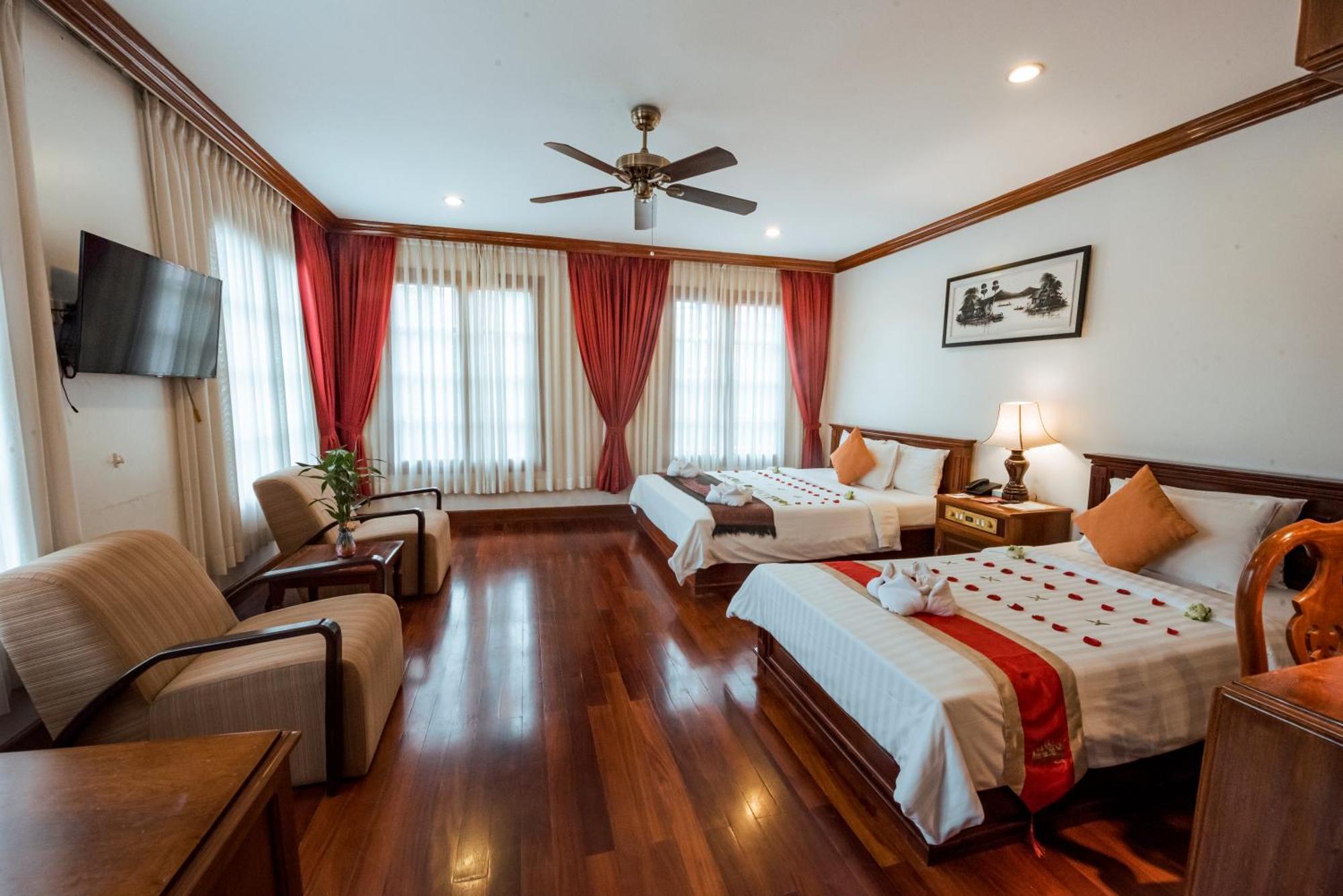 The Suite By Royal Crown Hotel Сиемрип Экстерьер фото