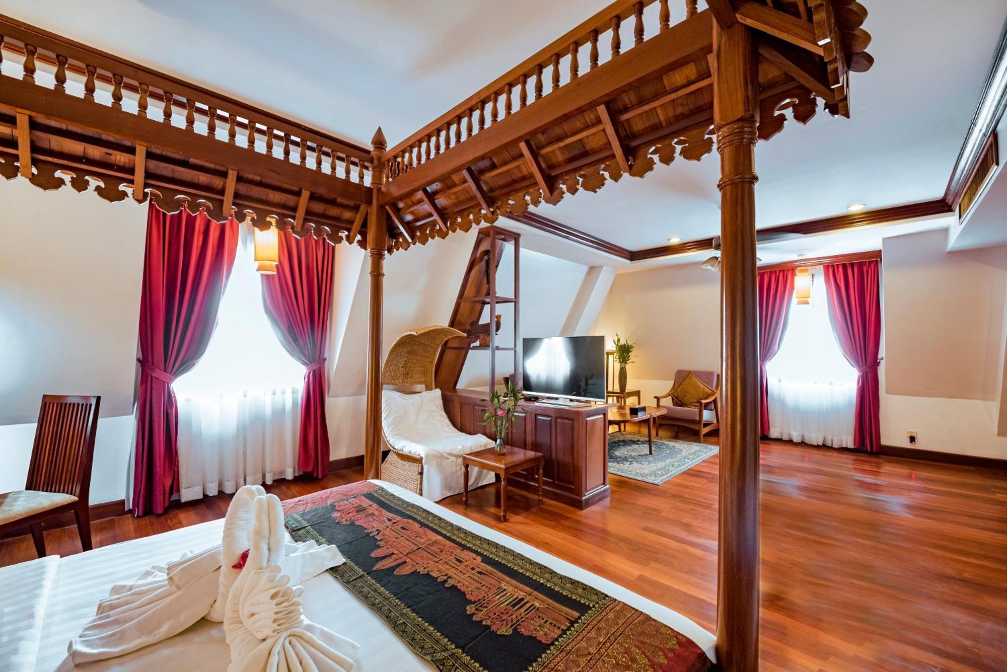 The Suite By Royal Crown Hotel Сиемрип Экстерьер фото
